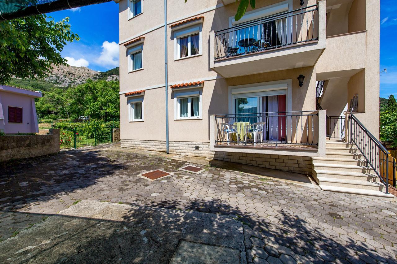 Apartments Patricia Baška Eksteriør bilde